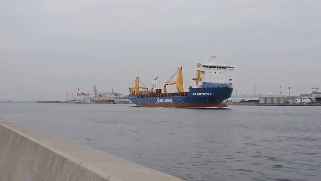 重量物運搬船 "BBC AMETHYST" Multipurpose heavy-lift ship смотреть онлайн