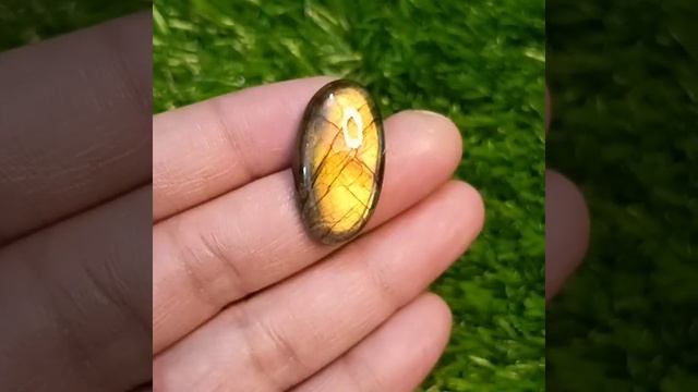 Natural labradorite cabochon, oval shape labradorite, moonstone cabochon, multipurple #royalbluegme смотреть онлайн