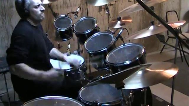 Sal...Drums and Bass... Magilla Gorilla TV Theme... смотреть онлайн