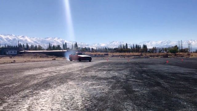 Drift BMW e36 coupe 2JZ GTE Garrett35 - Runway training смотреть онлайн