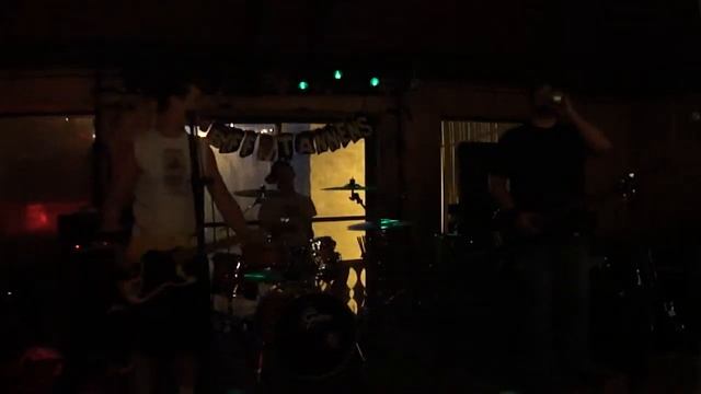The Biff Tannens-Fuck You (Live in Milwaukee @ Y Not 3s) смотреть онлайн