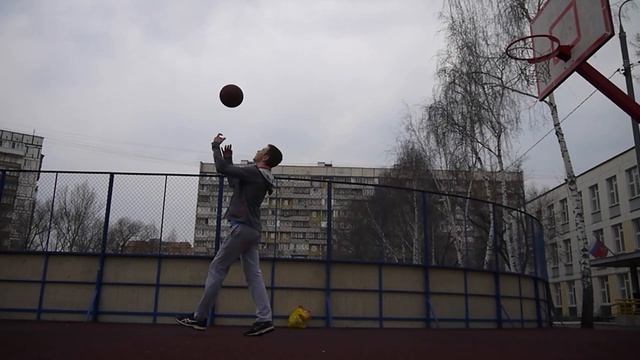 Баскетбольные трюки | Basketball tricks | DIMA HERO смотреть онлайн