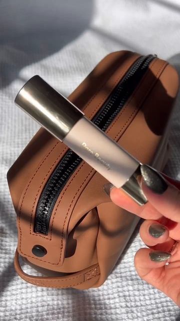 #asmr #asmrpacking #pack #packing #asmrsounds #makeup #makeupshorts #beauty #bag #makeupvideo #fyp смотреть онлайн