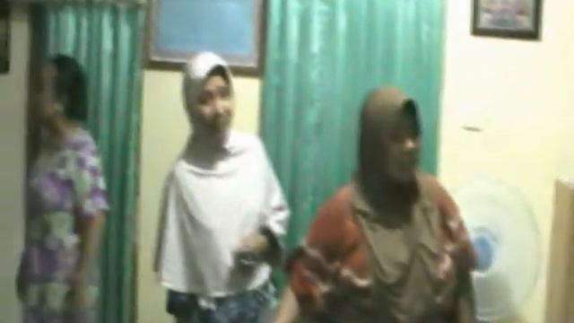 LOMBA GERAK JALAN KALIANGET MASUK TV ? смотреть онлайн