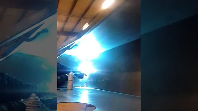 Just another welding day at Work !! :) смотреть онлайн