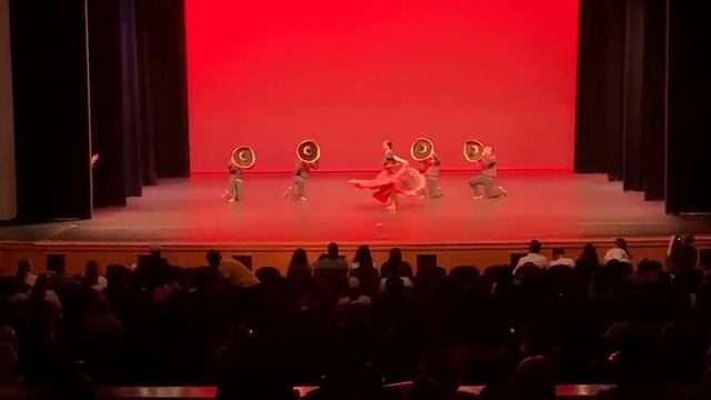 Morena de Mi Corazon - Spring 2021 Concert смотреть онлайн
