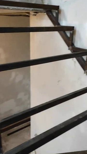металлокаркас лестницы с первого на второй этаж смотреть онлайн