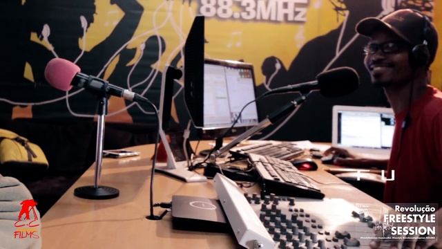 Revolucao Hip Hop - Sick Brain & Crack ( KFM, Mocambique ) C.C Films & Revolution Vs Fu & Jose Nhac смотреть онлайн