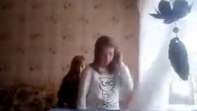 Пранк над сестрой!!!! Спрятали телефон 😹😹 смотреть онлайн