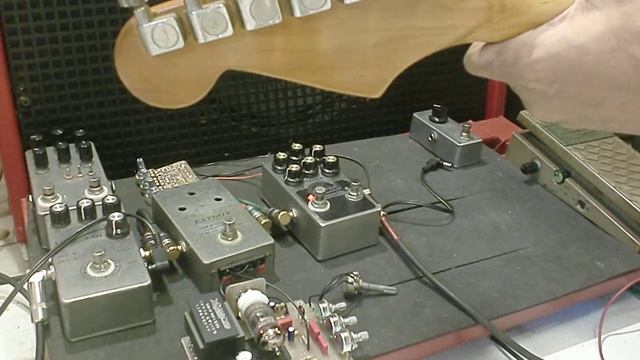 ALEMBIC F2B TUBE PREAMP 12AX7