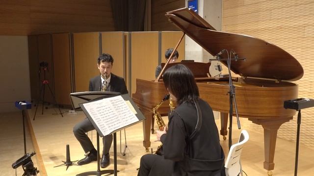 熊蜂の飛行[サクソフォーン2重奏](N.リムスキー=コルサコフ/山田悠人) / Flight of the Bumblebee(Rimsky-Korsakov/Yuto Yamada) смотреть онлайн