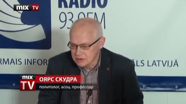 Премьер не хотел бы сноса памятника освободителям