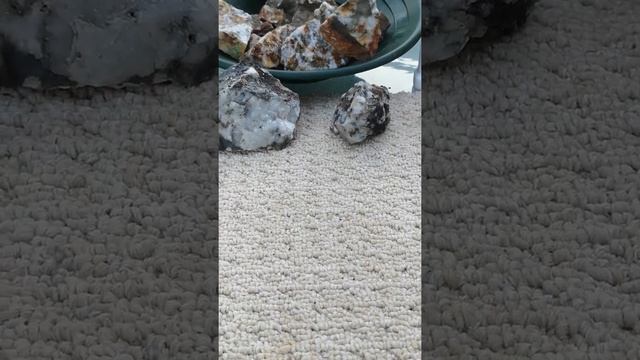 Using iron out to create beautiful mineral specimens смотреть онлайн
