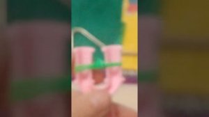 как  сплести мини авокадо из  резинок