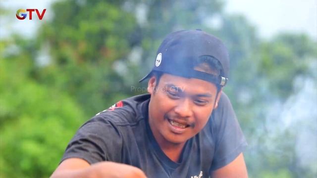 Serunya Masak Ayam Bekakak Bersama Teman-teman | KULINER ANAK NUSANTARA | Eps.34 (3/3) смотреть онлайн