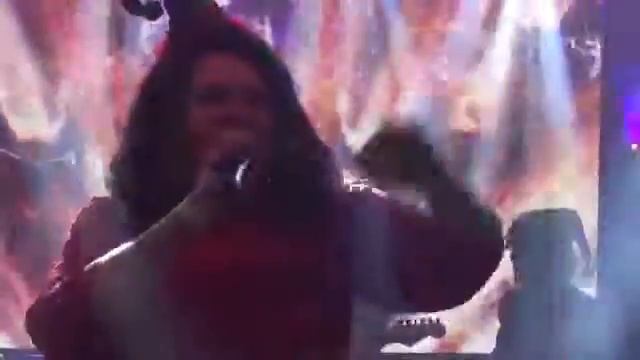 Tallana Gabriel / Татьяна Парадная - I Will Survive (NEW YEAR'S SHOW ) смотреть онлайн