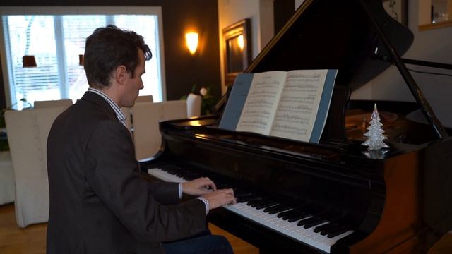 Erik Satie: Gnossiennes 1, 2, & 3; Gymnopédie No. 1