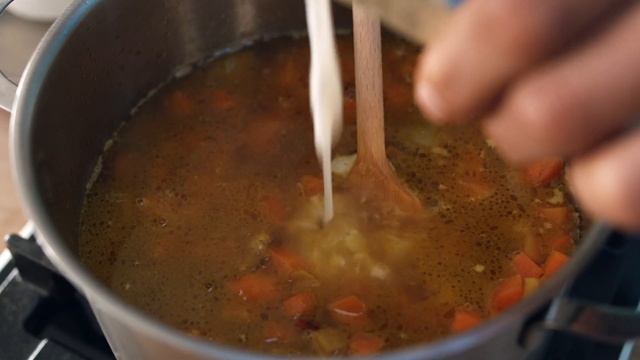 Karotten-Ingwer-Suppe Rezept | Cremige Suppe mit Kokosmilch und Chili | EDEKA смотреть онлайн