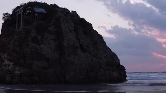 Billx & Dr. Peacock - Naarayanaa смотреть онлайн