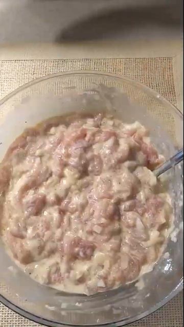 Вкуснейшие, сочнейшие оладьи с филе индейки смотреть онлайн