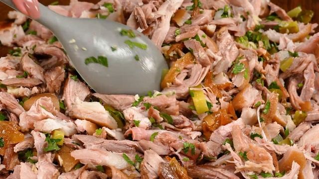 This recipe is a family favorite! The perfect pork knuckle snack смотреть онлайн