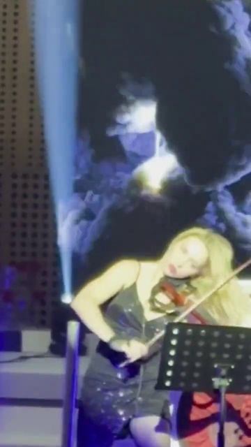 Mike Batt - Vanessa Mae: Contradanza, Live performance смотреть онлайн