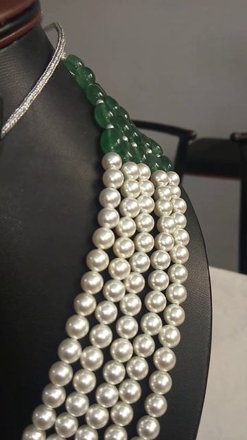 Green💚 Strawberry & Pearls🤍 Necklace #viral #ytshorts #necklace #gemstones # смотреть онлайн