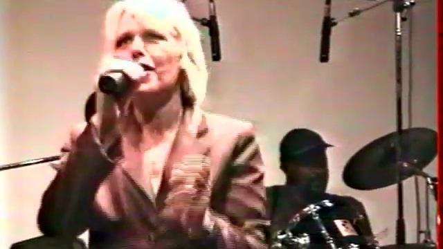 Epsilon 2000 - The Chain смотреть онлайн