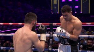 Дмитрий Бивол стал абсолютным чемпионом мира по боксу