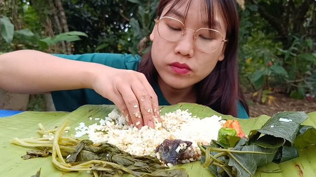 Eating Smoke Pork Curry 😍|| Village Lifestyle 😇||Naga Girl😉