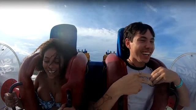 Braless Slingshot Ride | Boobs Failing Out смотреть онлайн