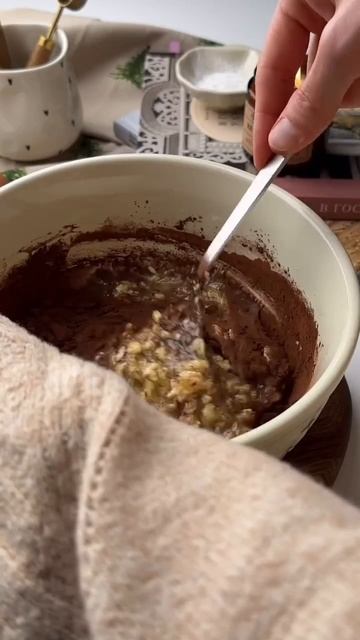 ШОКОЛАДНЫЙ КЕКС С ВИШНЕЙ смотреть онлайн