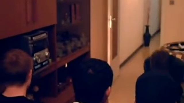 Cow Park 1x03 TOMAS FALSAS смотреть онлайн