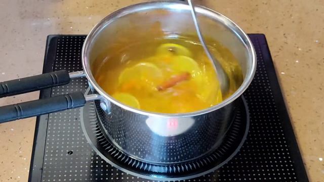 Flush Out Toxins With Lemon Ginger Turmeric Tea | Powerful anti-inflammatory & antioxidant drink смотреть онлайн