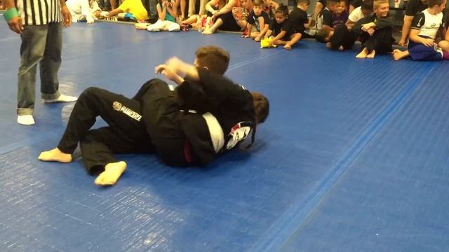 Aubry Yauger - Texas BJJ Championships - July 30, 2016 смотреть онлайн