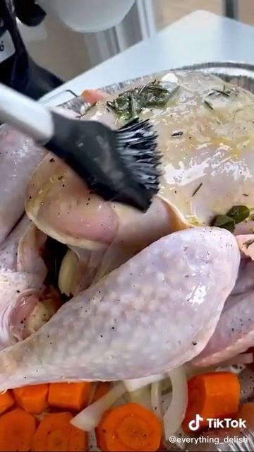 HOW TO PREPARE OVEN ROASTED TURKEY IN LESS THAN 1 MINUTE 😋🥓🥩🔥 || EASY RECIPES|| #shorts #shortfired смотреть онлайн