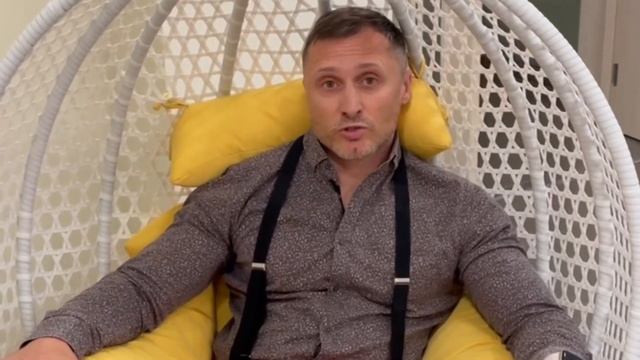 Спортзал компании "Эвриал" смотреть онлайн