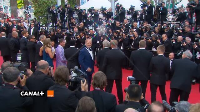 Cannes 2014 : THE EXPENDABLES 3 - Red Carpet смотреть онлайн