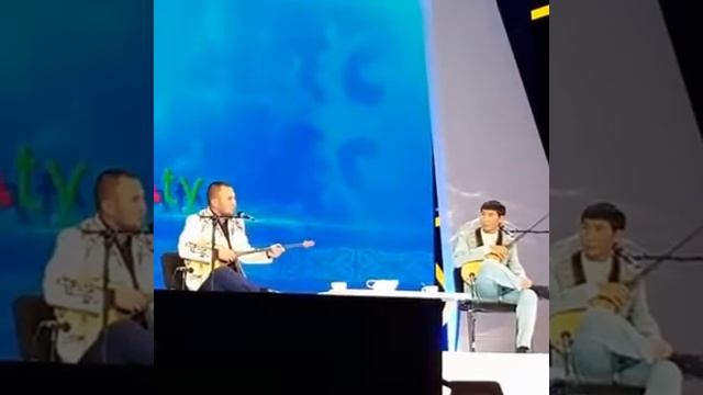 Айтыс Алтын домбыра аламан айтысы «Алтын домбыра»