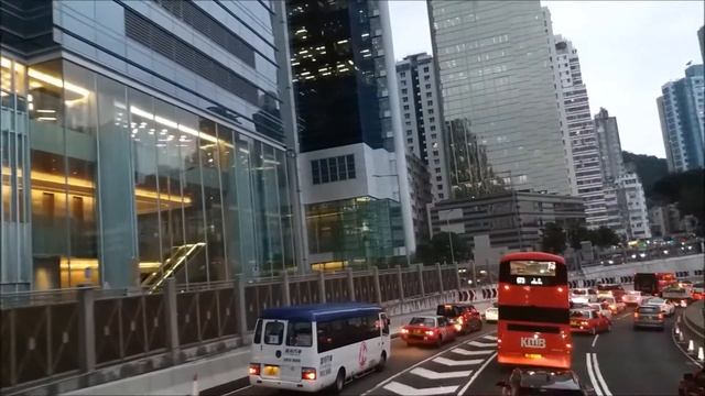 城巴 608 筲箕灣總站往德朗邨 (6440) смотреть онлайн