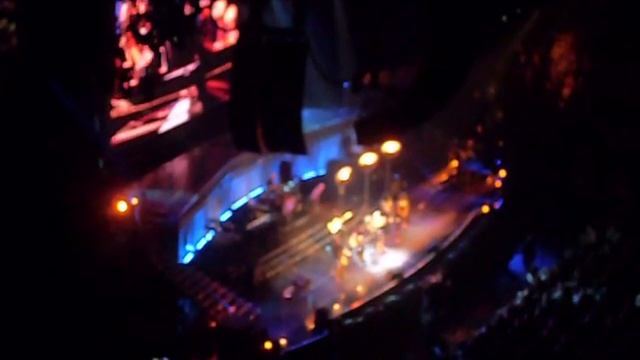 Tina Turner - I Can't Stand The Rain 11/26/08