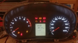 Гранта - замена светодиодов подсветки приборки с зелёных на белые.