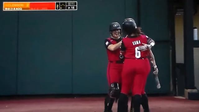 Georgia softball's Jaiden Fields hits home run vs. Clemson смотреть онлайн