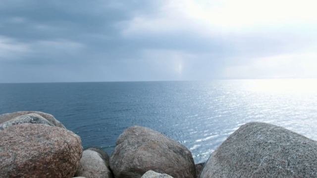 New Classic Raincoat From Farmerrain on Öland смотреть онлайн