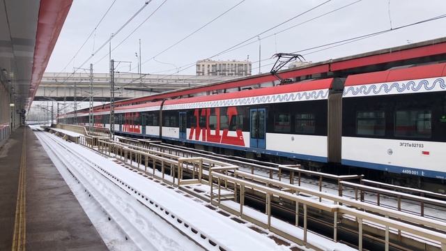 ЭГ2ТВ-027 Иволга 2.0 и ЭП2Д-0091 ЦППК Перекраска Наше Подмосковье На станции Окружная смотреть онлайн