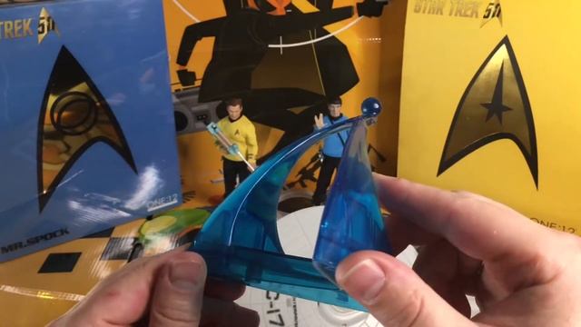 Playmates Toys: USS Enterprise NCC 1701 смотреть онлайн
