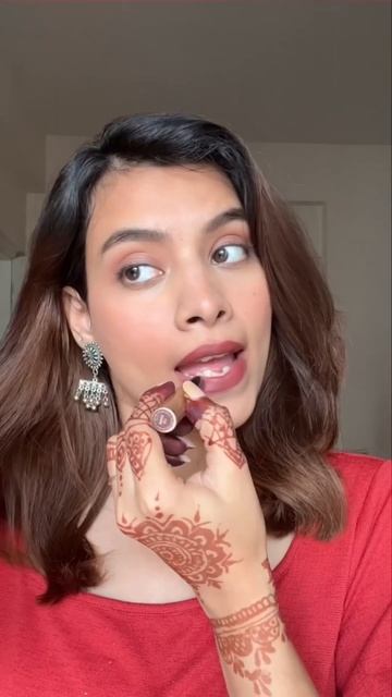 Swiss beauty lipstick shade| brown shade|suits all skin type under 300#lipstick #shortsindia #short смотреть онлайн