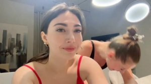 екатзе спалила бубсы