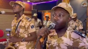 "Офицеры" Газманова в исполнении  полицейских Буркина-Фасо