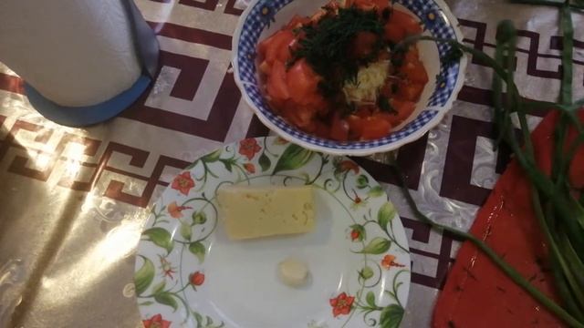 VLOG ПОМИДОРЫ С ЧЕСНОКОМ И СЫРОМ смотреть онлайн